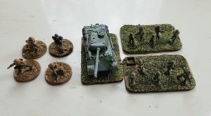 10mm vs 15mm WWII Panther Tank and Inf.